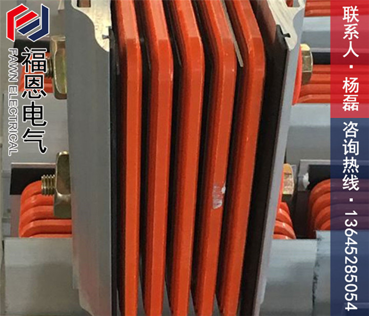 母線槽連接器